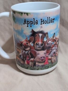 Apple Holler Animal (Selfie)Coffee Mug
